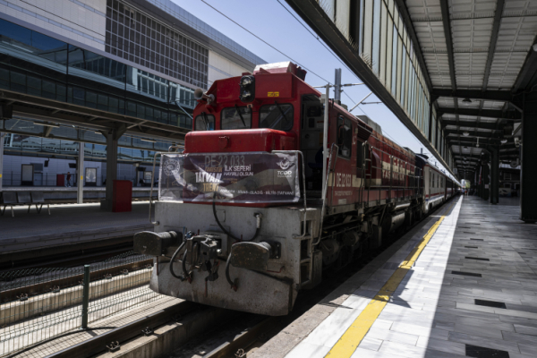 Turistik Tatvan Treni törenle ilk seferine başladı